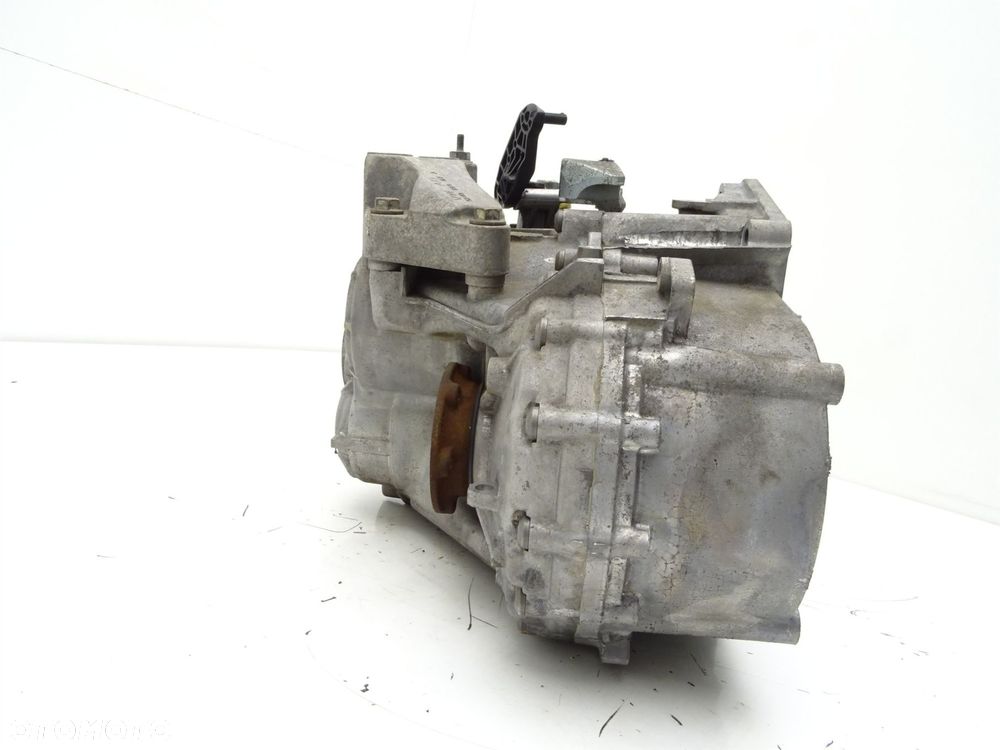 Skrzynia biegów manualna mkh quattro 4x4 przekładnia mkh audi q3 8u 2.0 tdi - 8