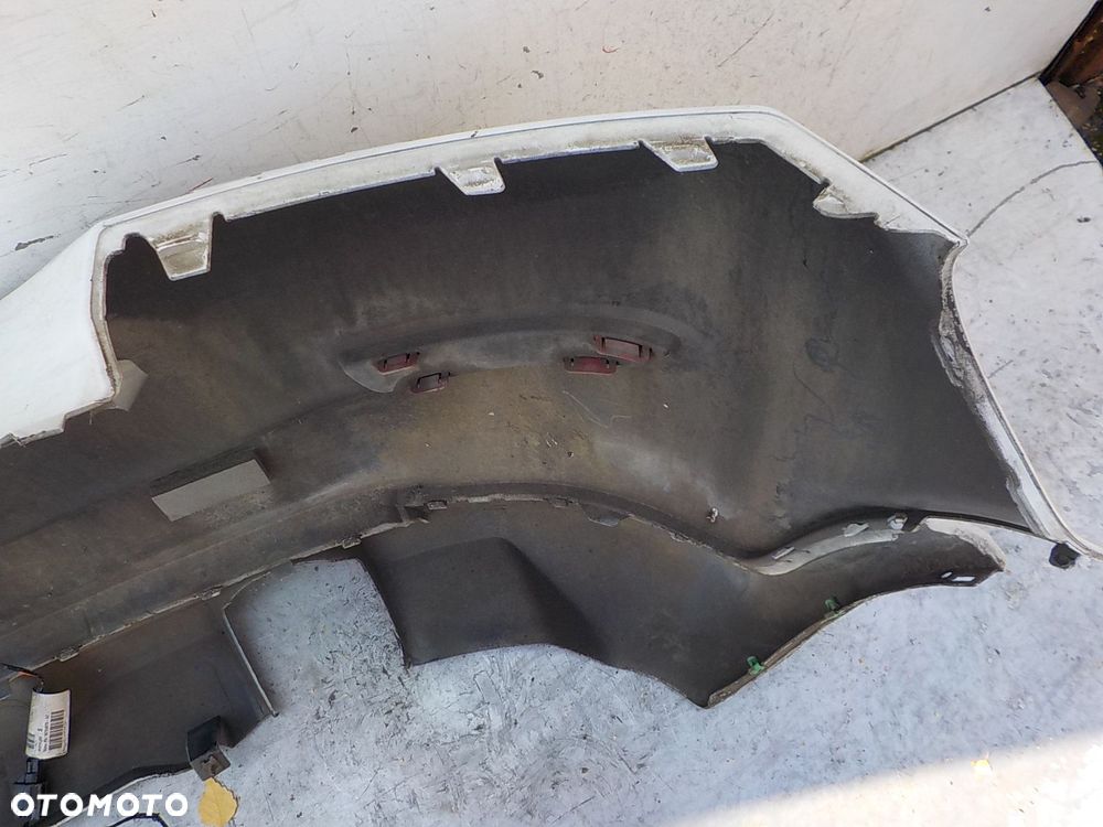 685 VOLVO C30 R-DESIGN LIFT ZDERZAK TYŁ TYLNY - 7