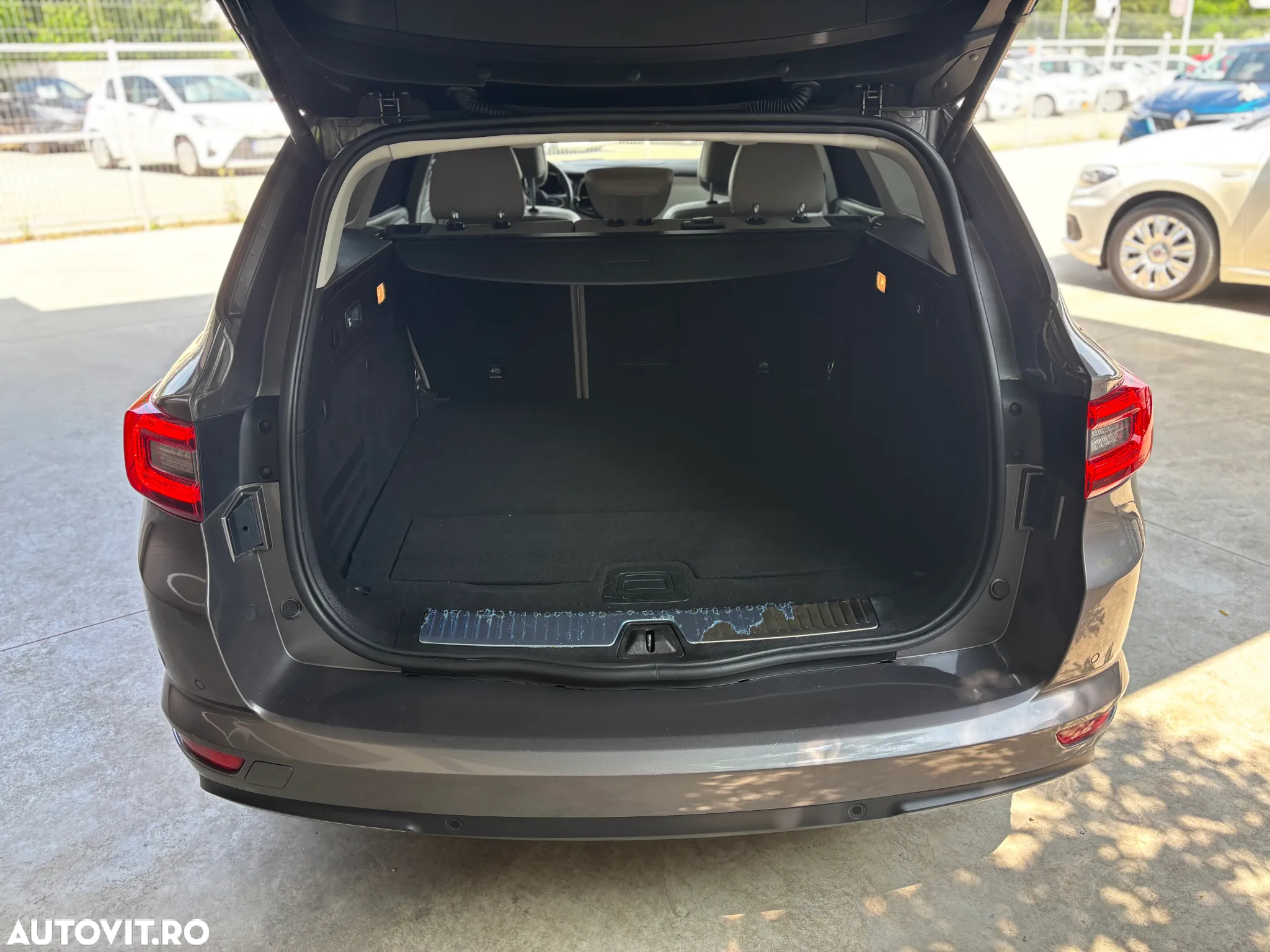 Renault Talisman Grandtour BLUE dCi 160 EDC INITIALE PARIS - 11