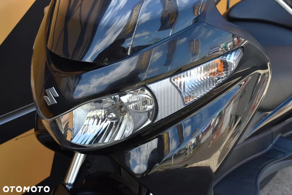Suzuki Burgman - 21