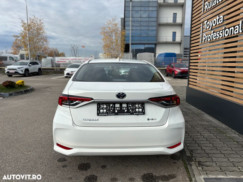 Toyota Corolla Sedan 1.8 HSD Eco - 7