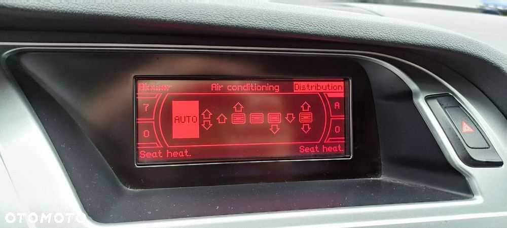 Audi A4 Limousine - 33