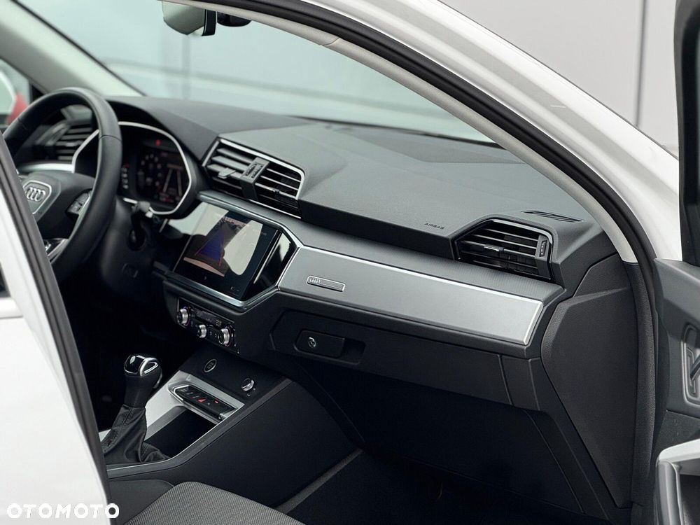 Audi Q3 Sportback 35 TFSI mHEV S tronic - 14