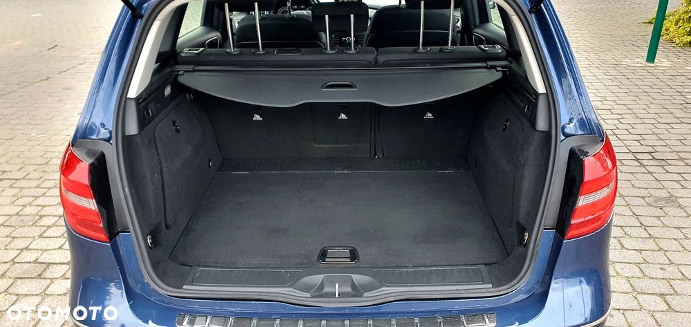 Mercedes-Benz Klasa B 180 (BlueEFFICIENCY) - 26