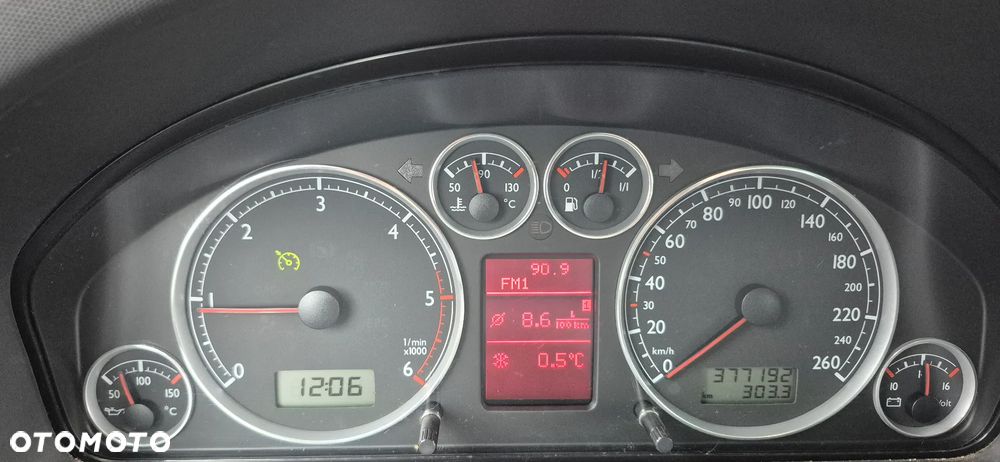 Volkswagen Sharan 2.0 TDI Highline - 12