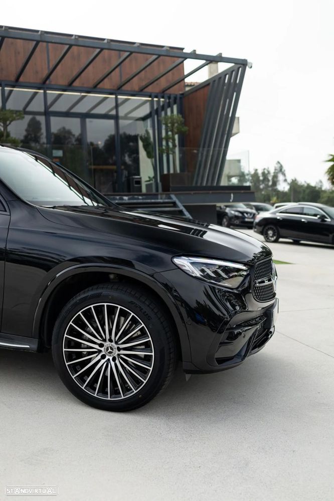 Mercedes-Benz GLC 300 e 4Matic 9G-TRONIC Edition AMG Line - 20