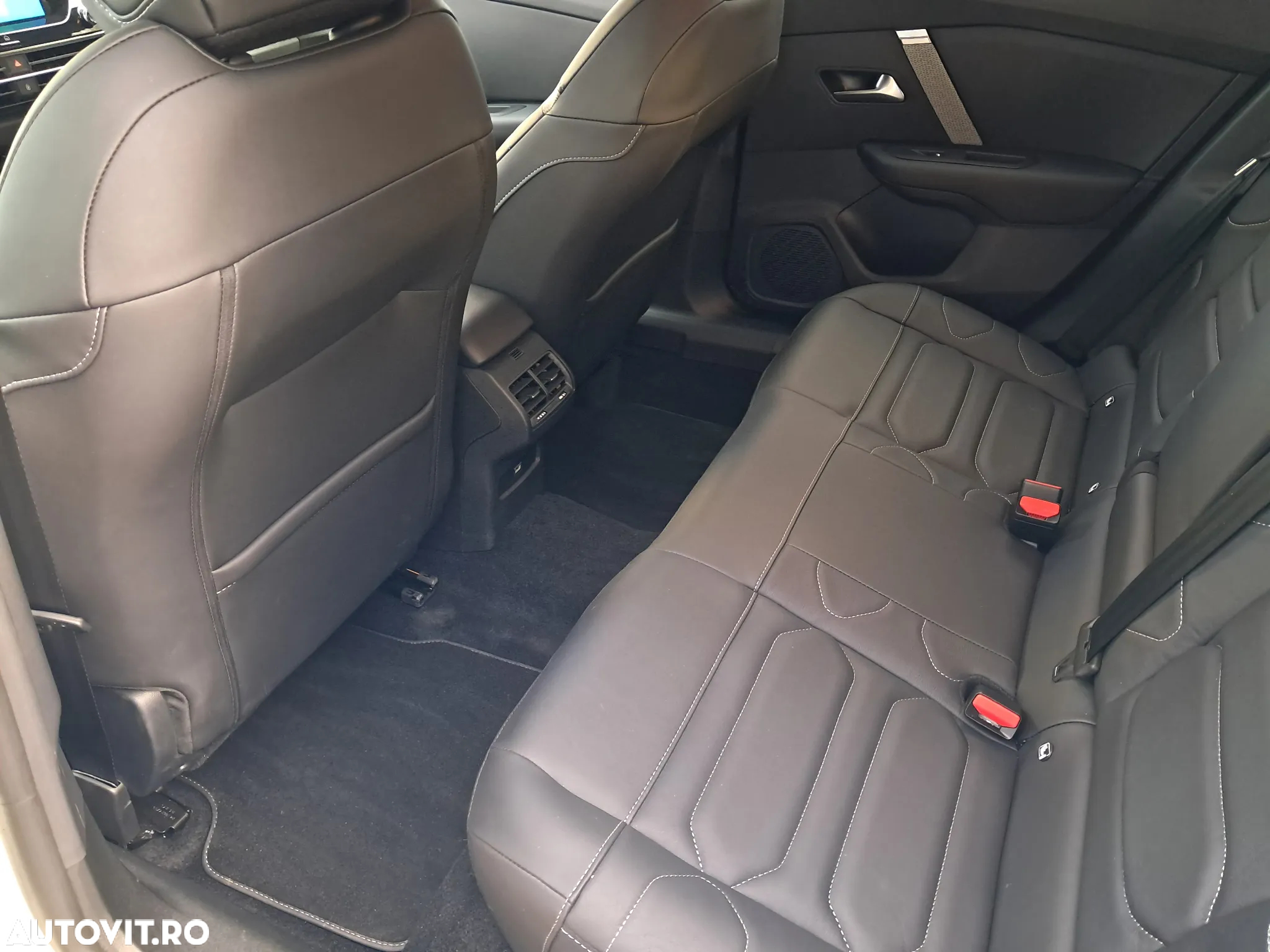 Citroën C4 1.2 PureTech 130 S&S EAT8 MAX - 21