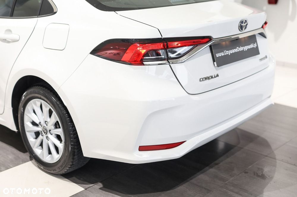 Toyota Corolla 1.8 Hybrid Comfort - 22