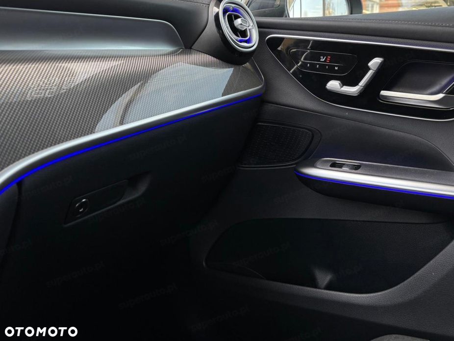 Mercedes-Benz GLC - 13