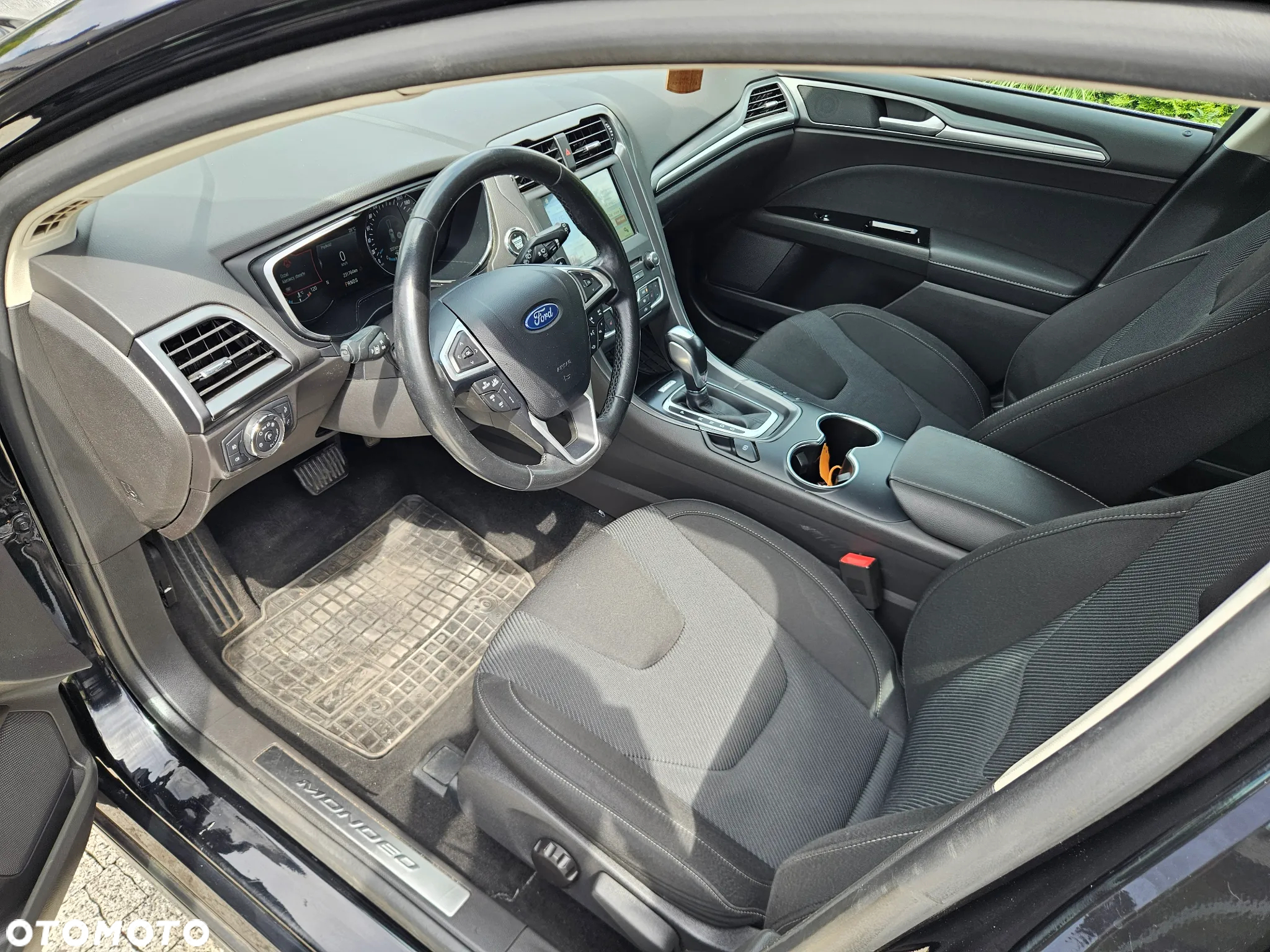 Ford Mondeo 2.0 TDCi Titanium PowerShift - 10