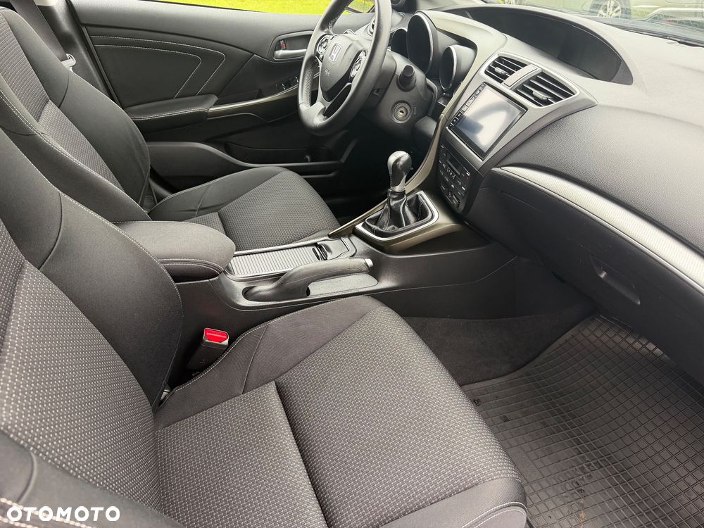Honda Civic 1.8 Elegance (Honda Connect+) - 11