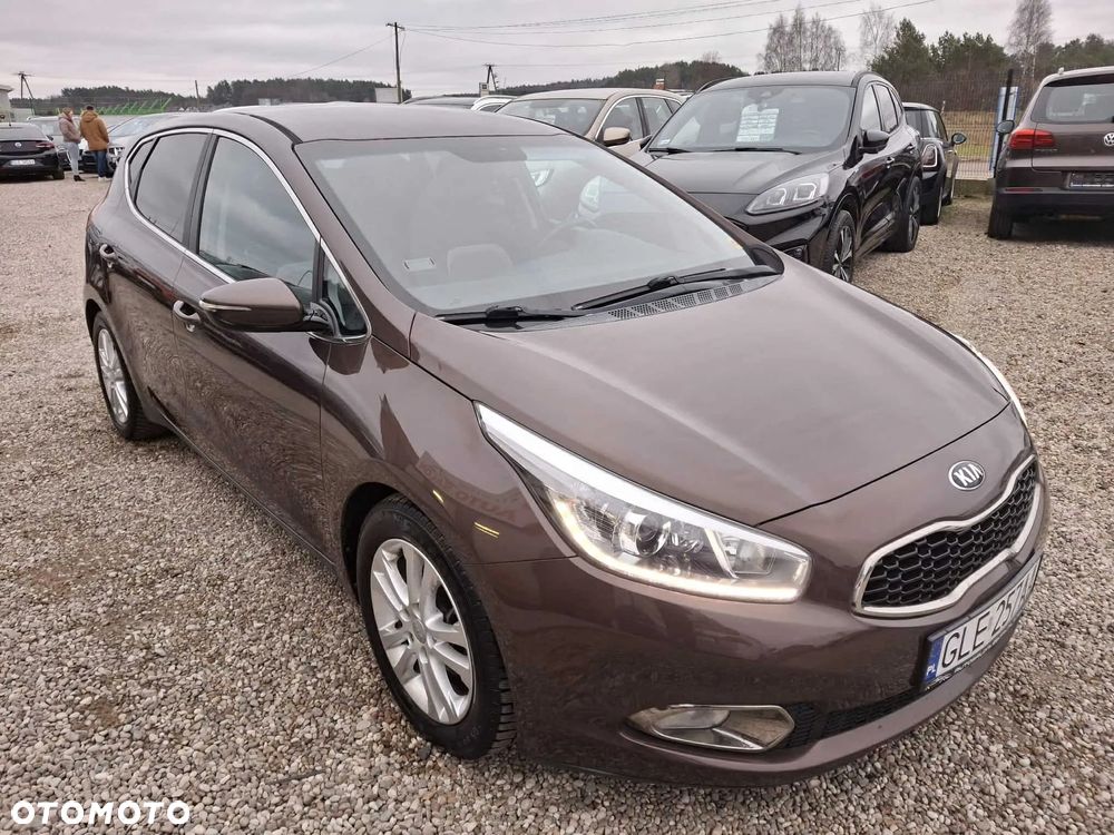 Kia Ceed 1.6 CRDi 128 Spirit - 8
