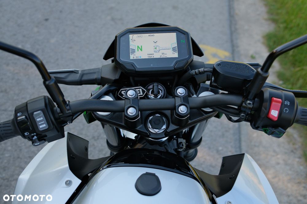 Kawasaki Z - 11