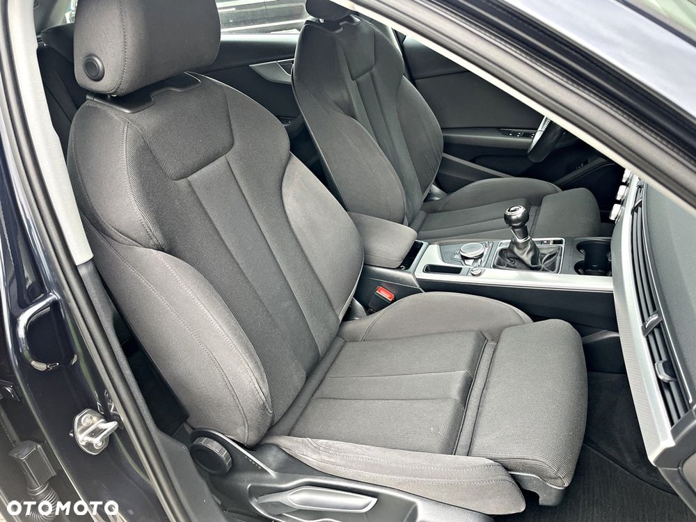 Audi A4 Avant 2.0 TDI ultra sport - 27