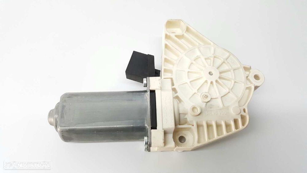 MOTOR ELEVADOR FRENTE DIREITO MERCEDES CLASE B (W245) 200 TURBO (245.234) - 1