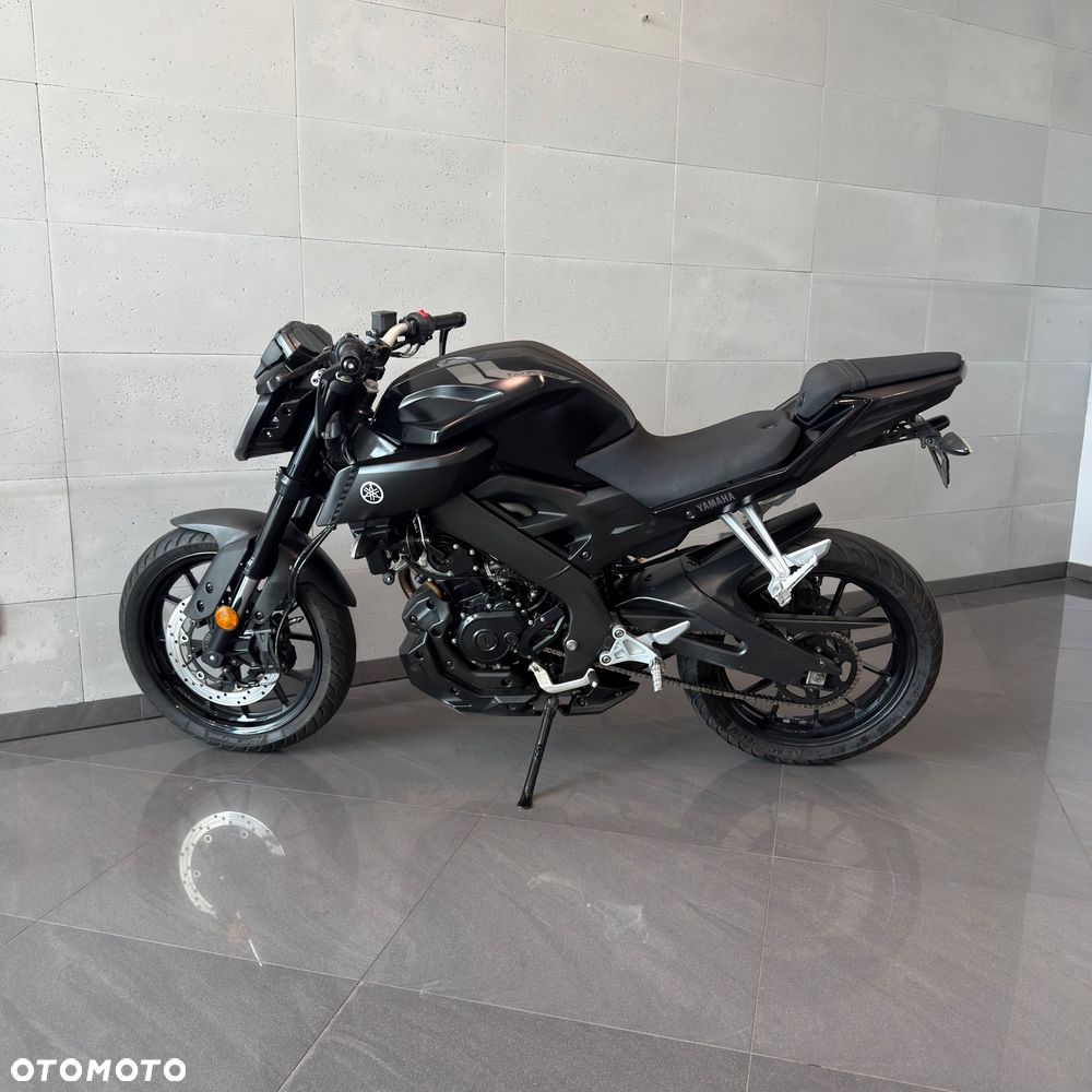 Yamaha MT - 8