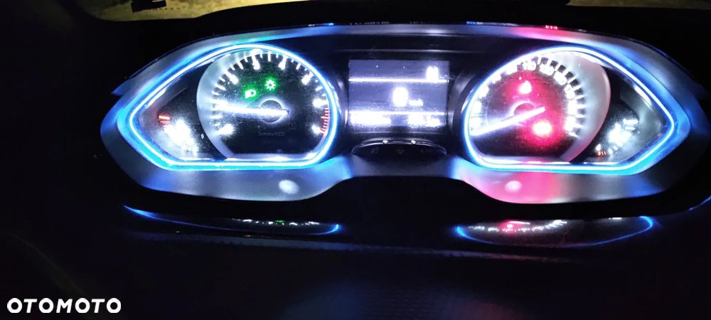 Peugeot 2008 PureTech 82 ETG5 STOP&START Allure - 18