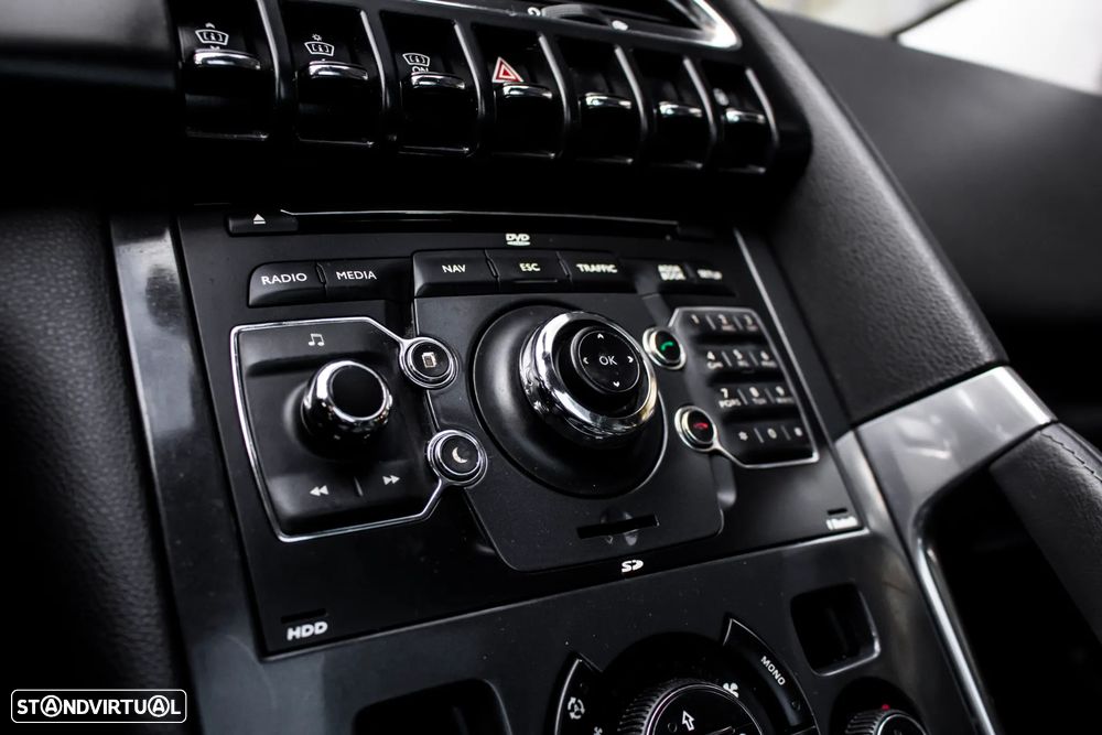 Peugeot 3008 2.0 HDi Hybrid4 - 23