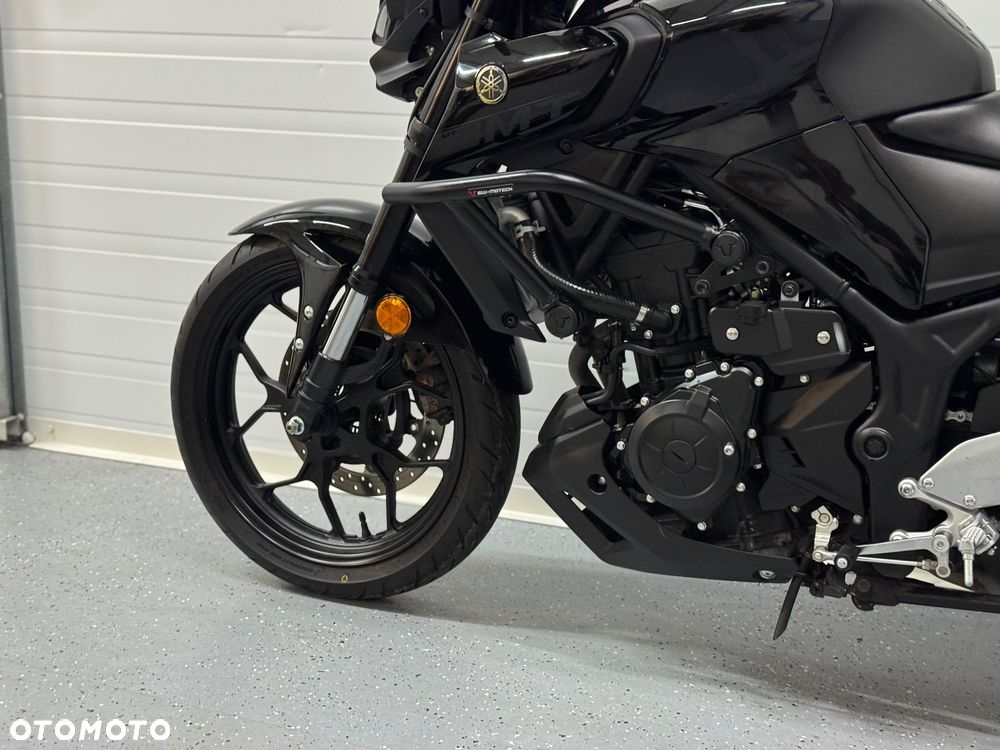 Yamaha MT - 17
