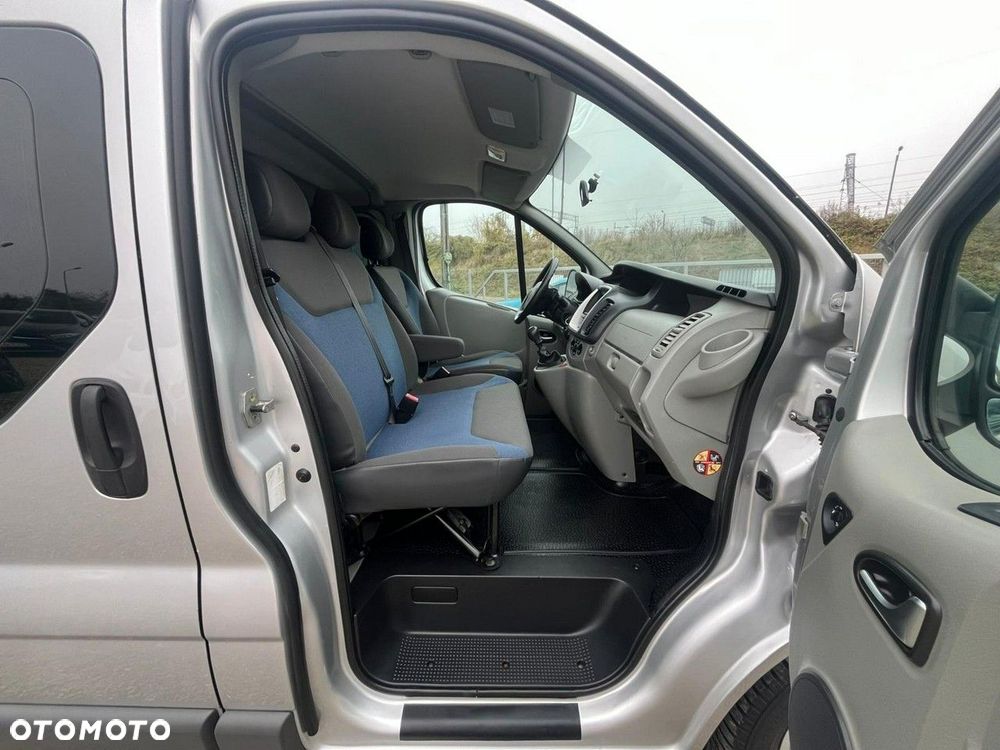 Renault Trafic - 22