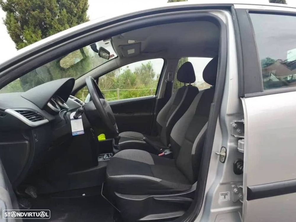 Peugeot 107 2007 photo 3