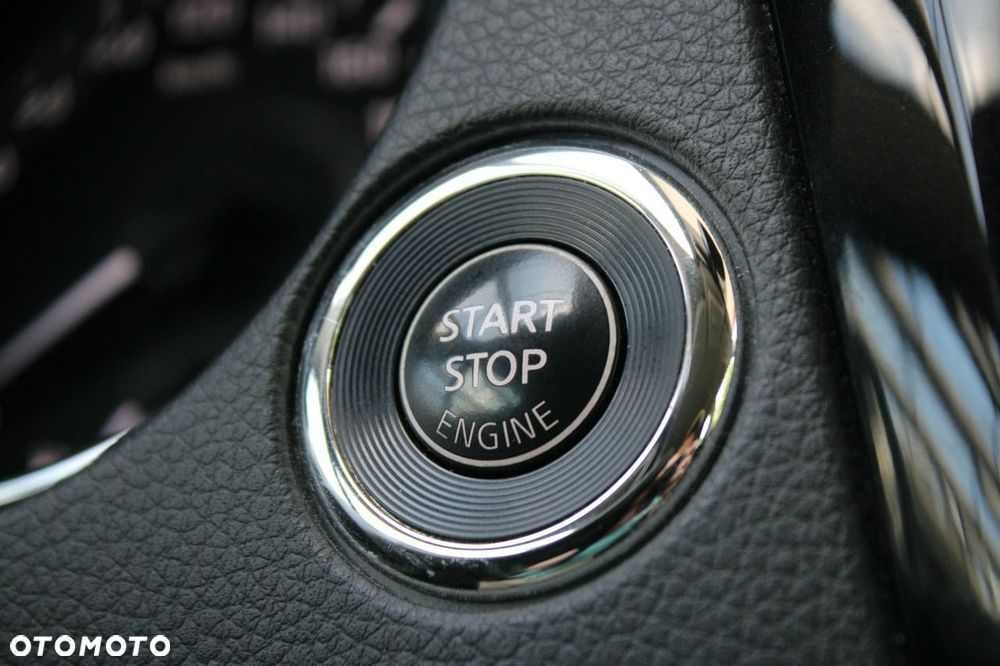 Nissan Qashqai 1.6 DIG-T N-Connecta - 28