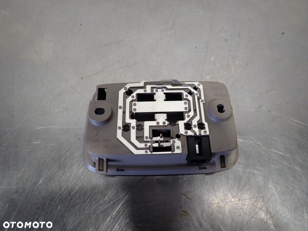 LAMPKA OŚWIETLENIA KABINY HYUNDAI I10 II 92850-1Y100 - 2