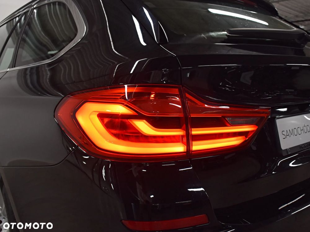 BMW Seria 5 520d mHEV Luxury Line - 32