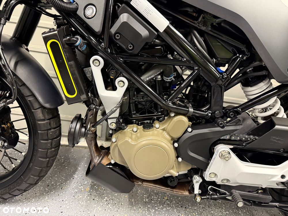 Husqvarna Svartpilen - 17