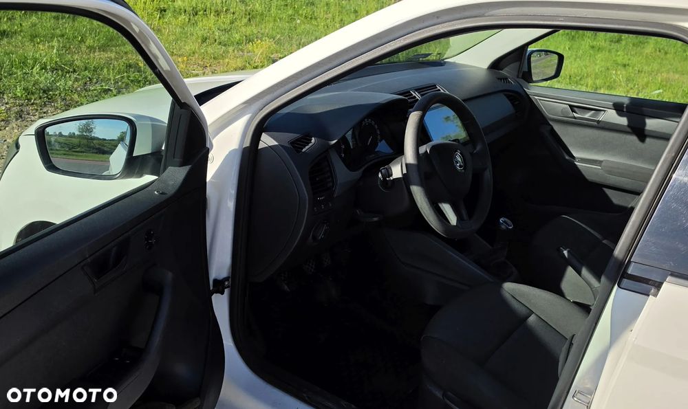 Skoda Fabia 1.0 TSI Active - 6