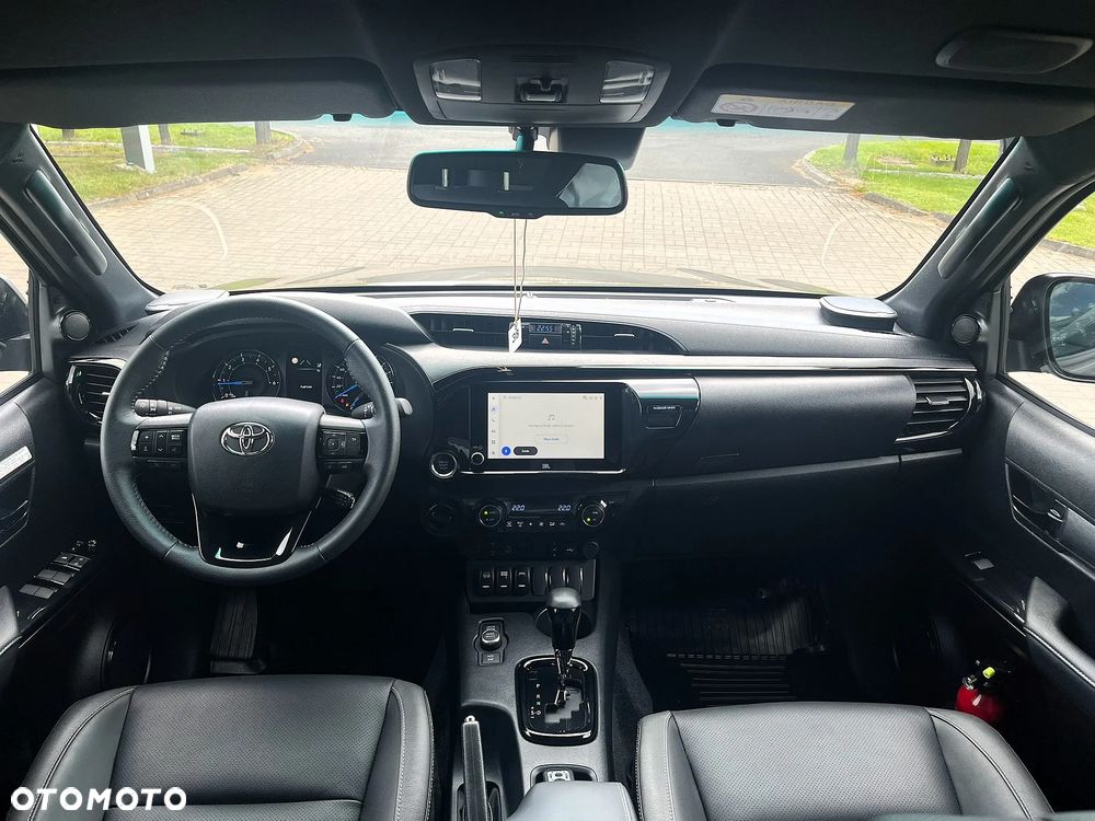 Toyota Hilux - 20