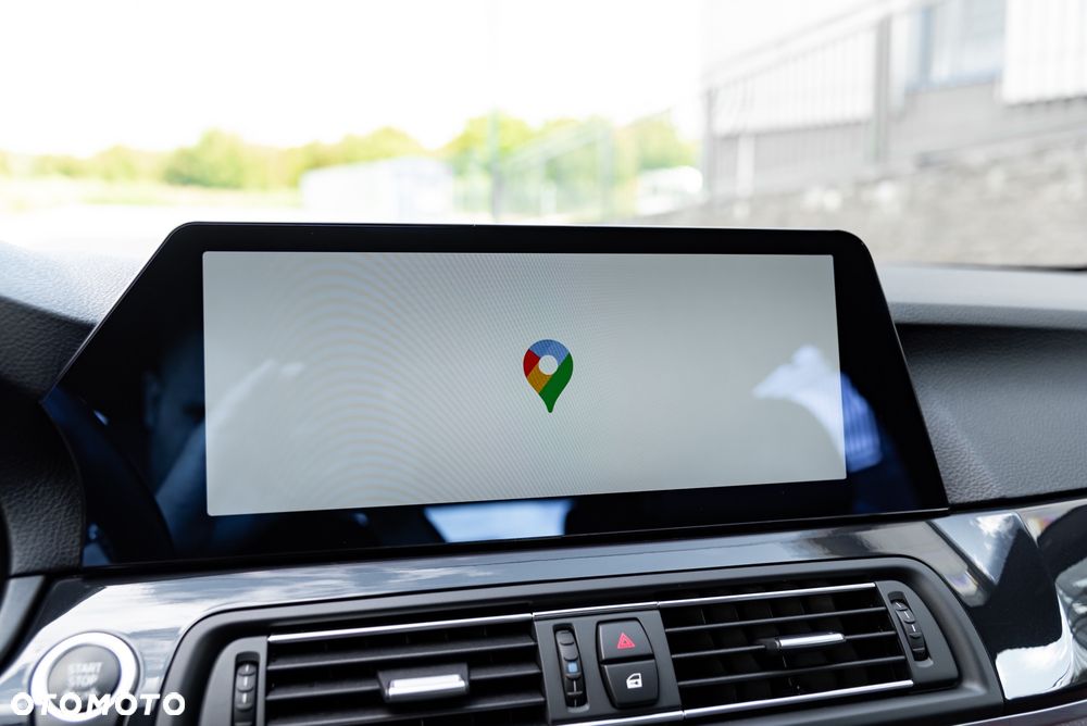 BMW Seria 5 535d xDrive Sport-Aut - 38