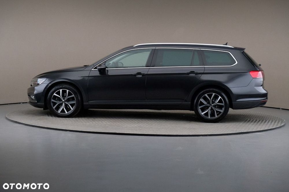 Volkswagen Passat Variant - 4