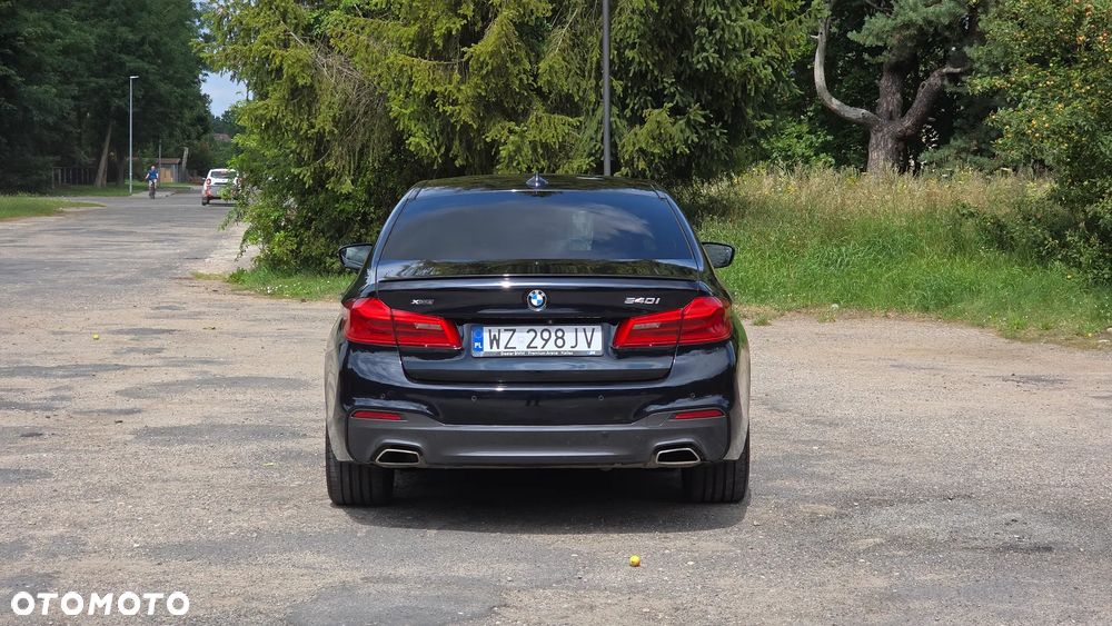 BMW Seria 5 540i xDrive - 4