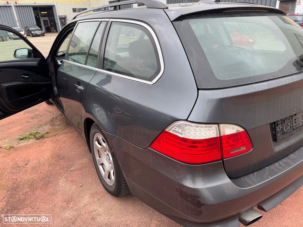 BMW E61 Serie 5 de 2009 para peças - 5