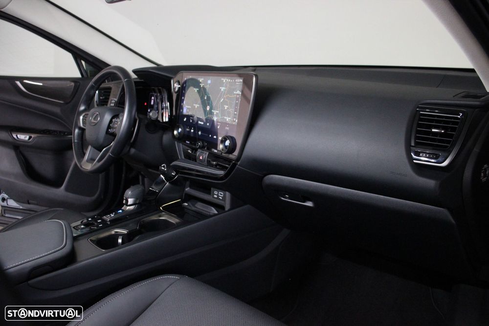 Lexus NX 350h Executive - 11