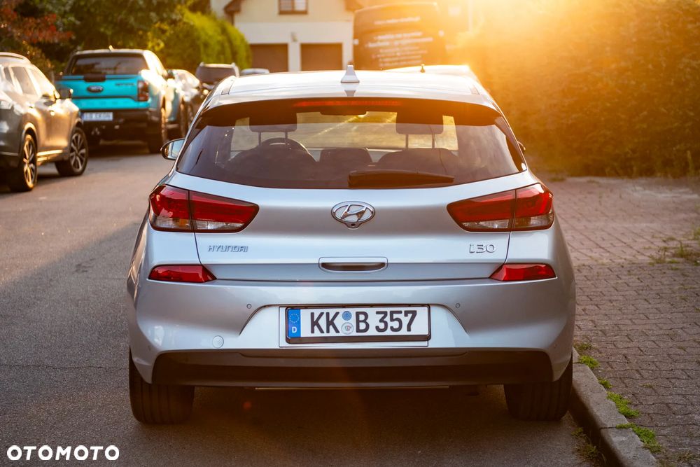 Hyundai i30 1.4 T-GDI YES - 13