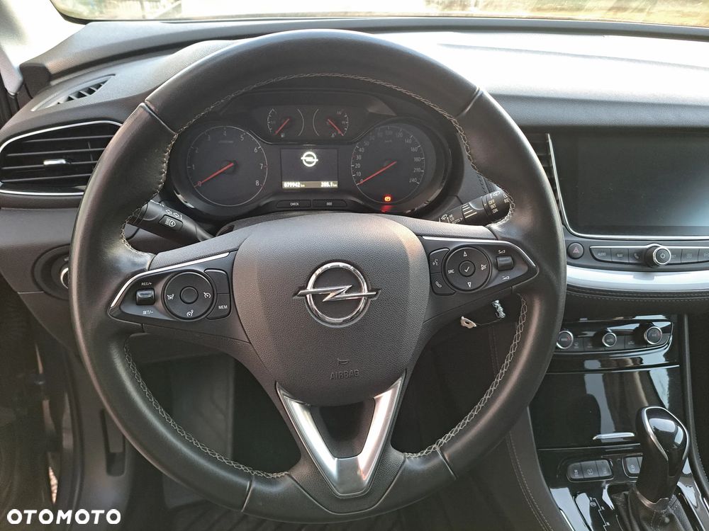 Opel Grandland X - 11