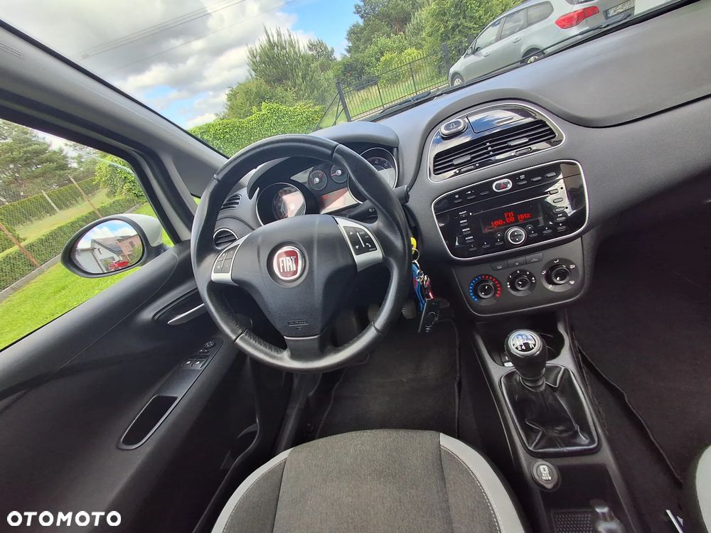 Fiat Punto - 16