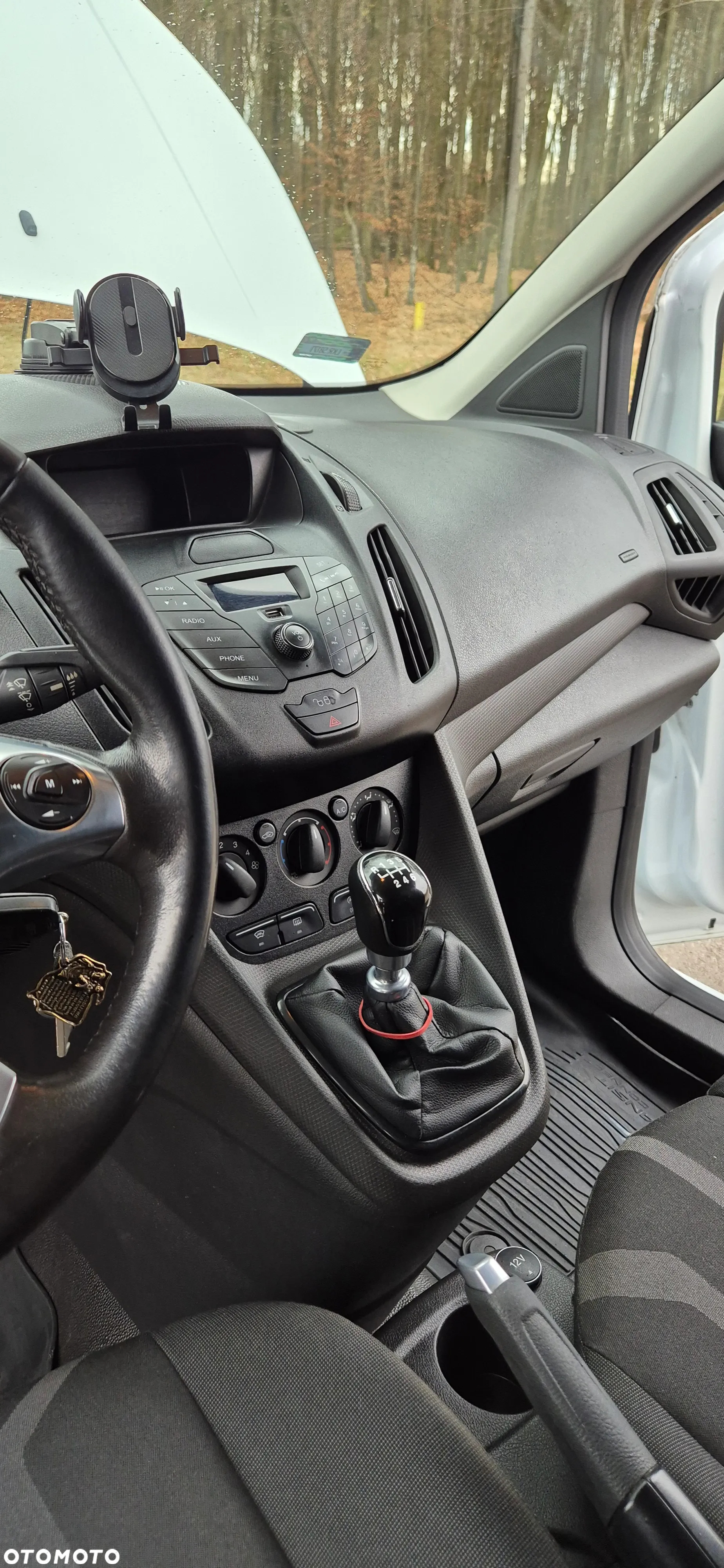 Ford Transit Connect - 24