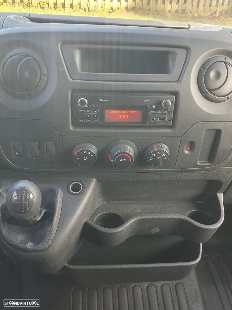 Renault Master 2.3 dCi L2H2 - 8