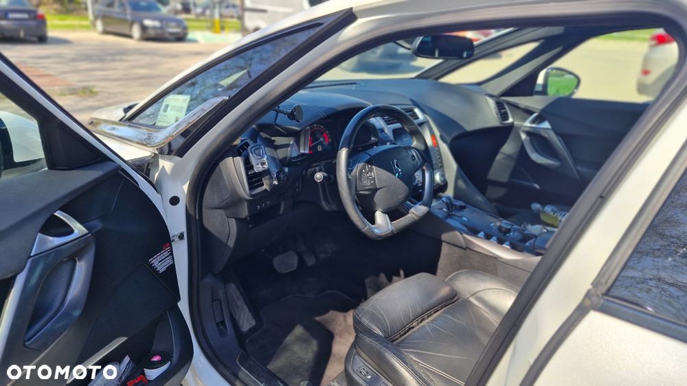 Citroën DS5 2.0 HDi Hybrid4 SoChic MCP - 21
