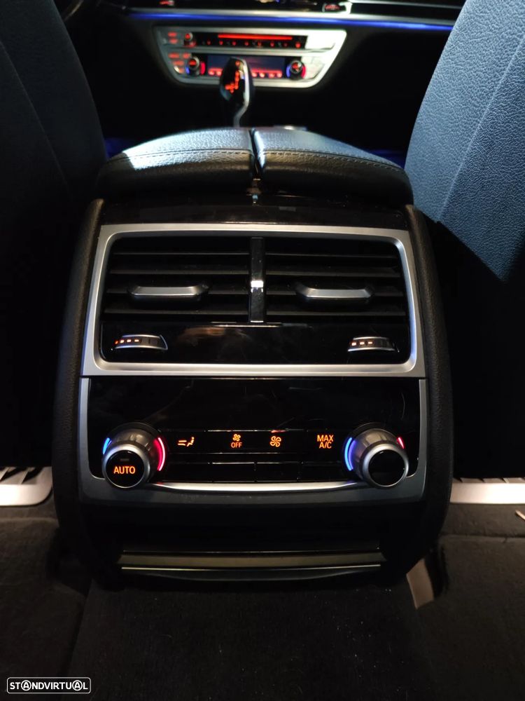 BMW 740 e iPerformance Pack M - 37