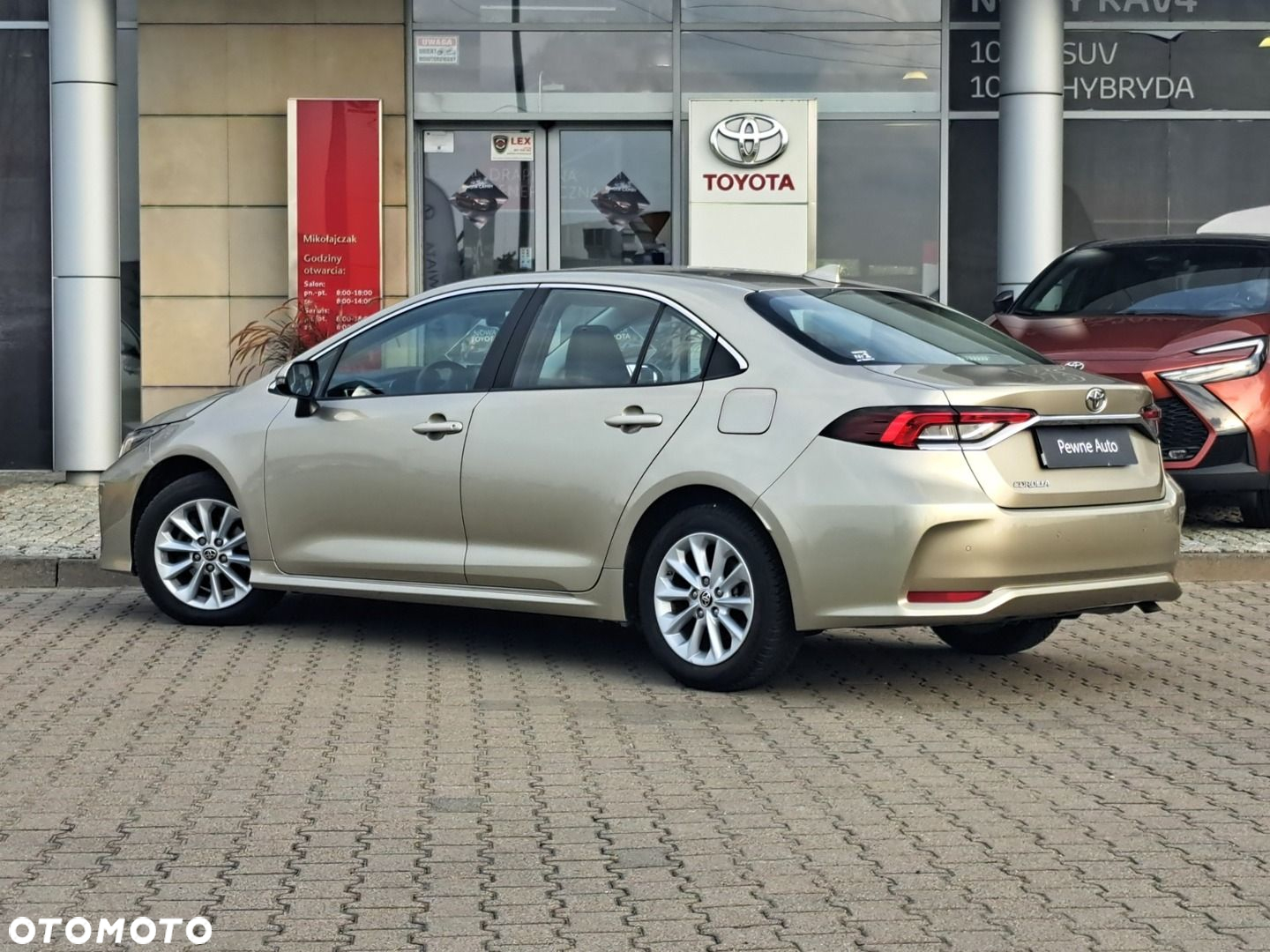 Toyota Corolla - 4