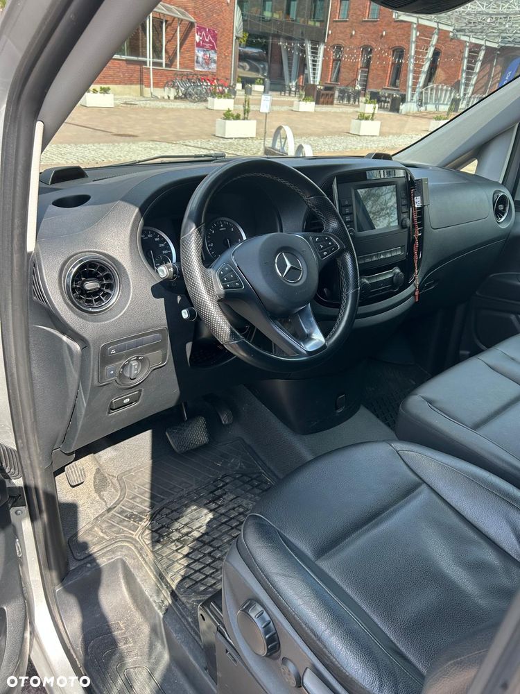 Mercedes-Benz VITO - 11