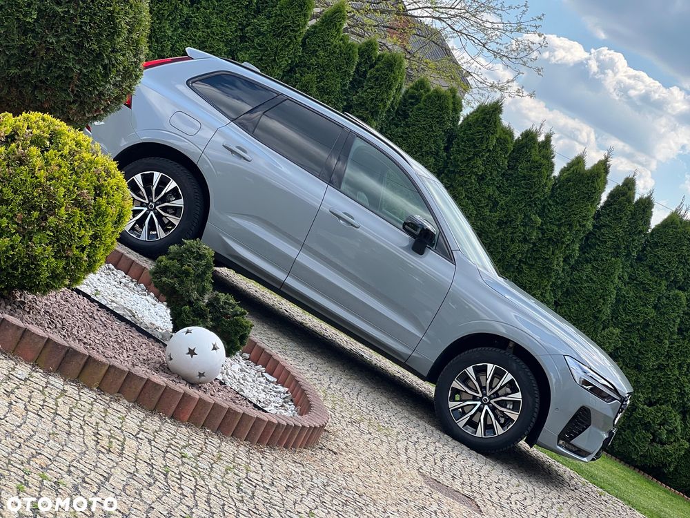 Volvo XC 60 B4 D AWD Geartronic RDesign - 25