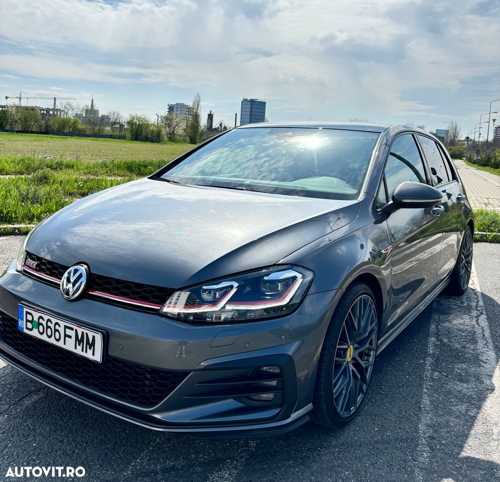 Volkswagen Golf 2.0 TSI GTI Performance - 5