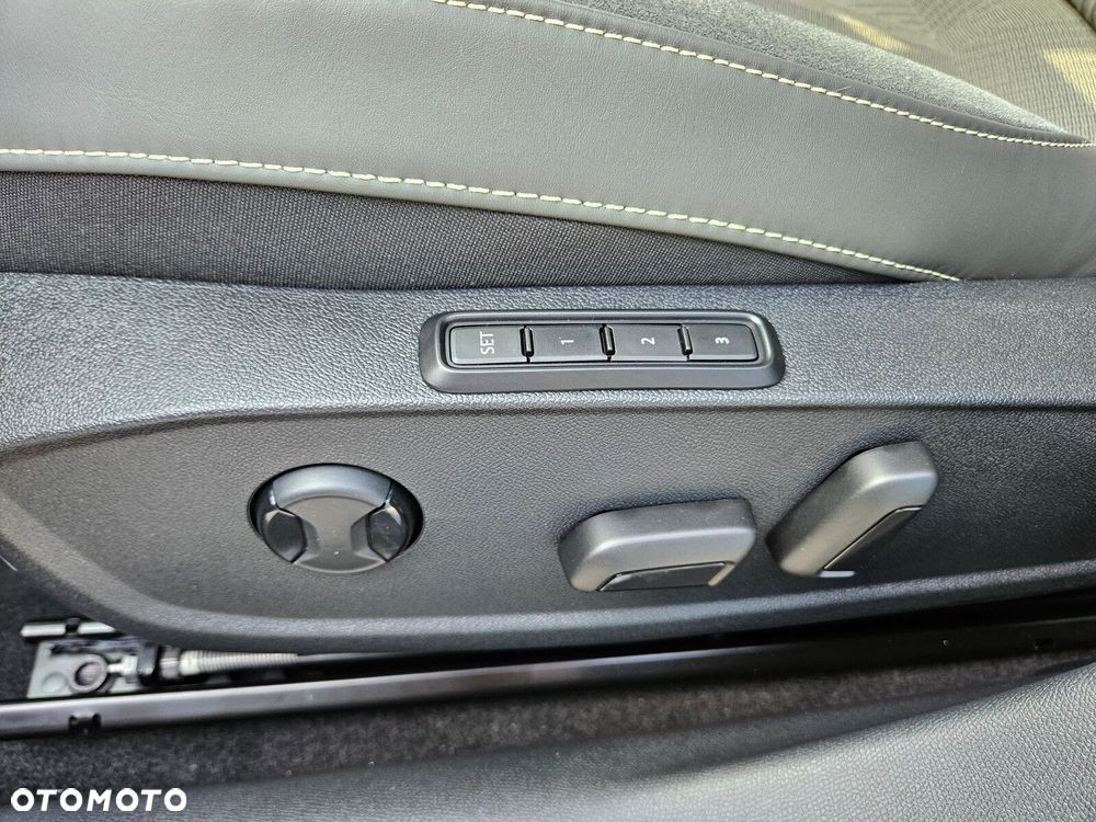 Cupra Leon Sportstourer 2.0 TSI 4Drive VZ DSG - 18