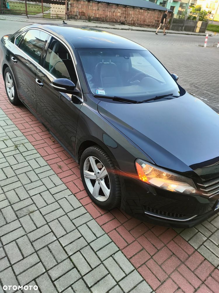 Volkswagen Passat 1.8 TSI BMT Highline DSG - 4