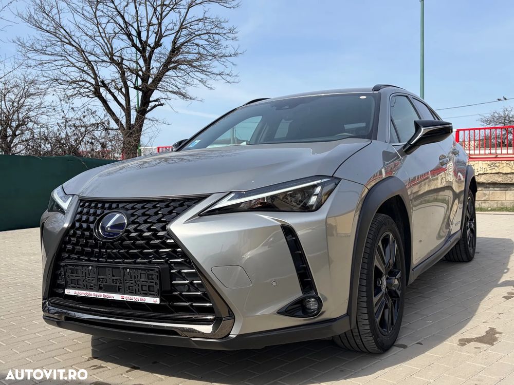 Lexus UX - 32